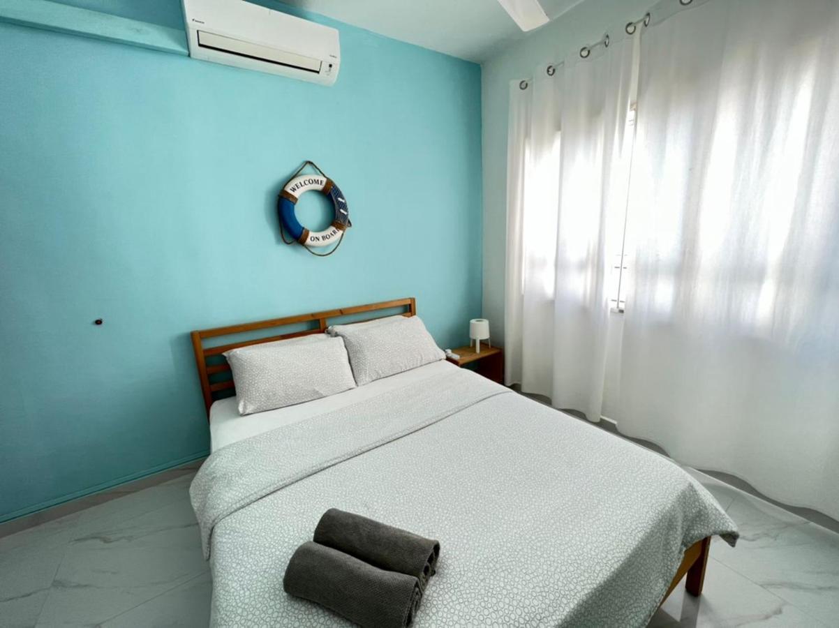 Seaview Holiday Apartment 2 - Free Wifi & Netflix Kuala Terengganu Esterno foto