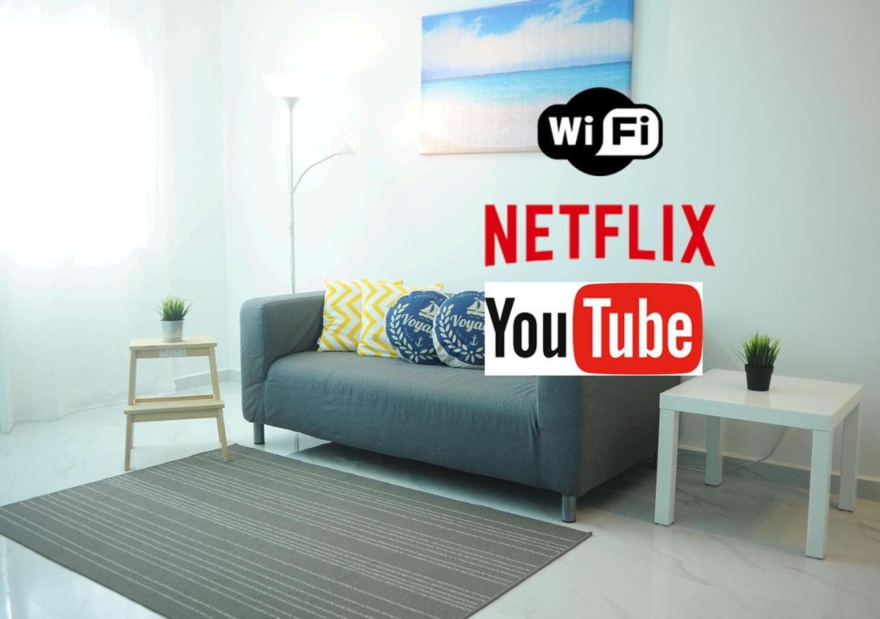 Seaview Holiday Apartment 2 - Free Wifi & Netflix Kuala Terengganu Esterno foto